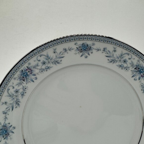 Noritake Blue Hill China Salad Plate 8 3/8" White With Blue Floral Design 2482 - Picture 2 of 5